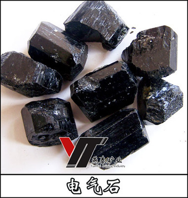 納米復合電氣石粉與單晶體電氣石 賦能現代工業的天然礦物瑰寶