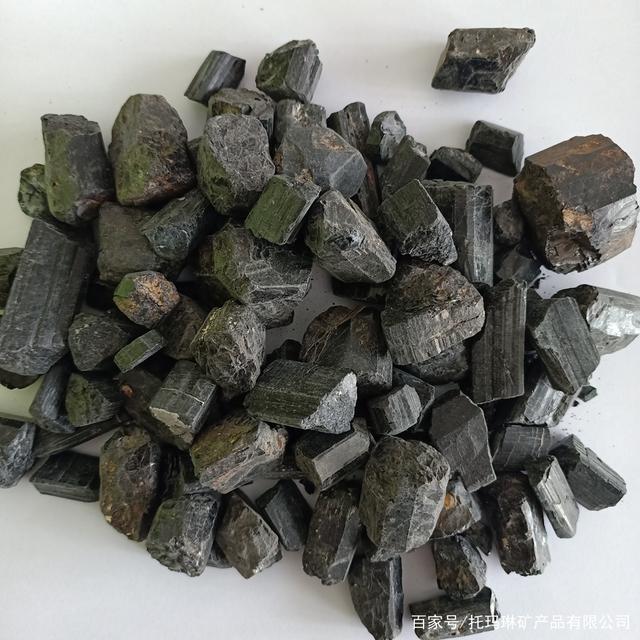 電氣石粉 從礦物到多領域應用的“環境衛士”與功能材料